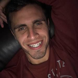 Meet your Posher, Dennis